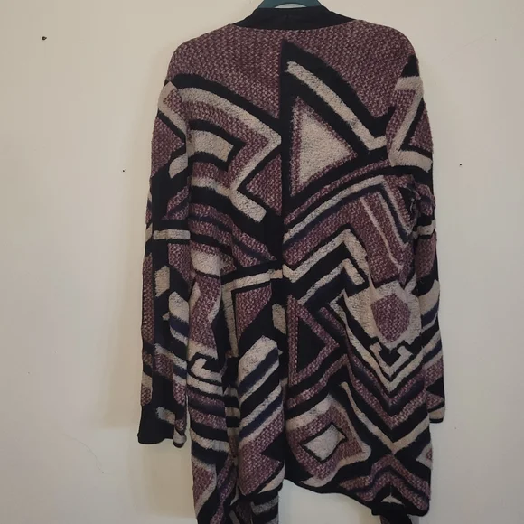 Lucky Brand Geometric Patterned Cardigan - Black, Purple, Cream - Picture 3 of 3